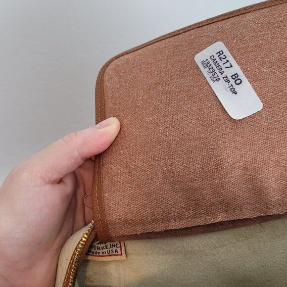 Dooney & Bourke Camera Zip Top Crossbody Bag Leather Cream Beige Brown - Picture 14 of 15